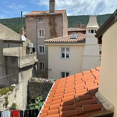 Lavanda Apartment Cres